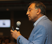 Industry expert addressing FIIB students